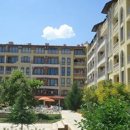 Sb In Royal Dreams Complex Apartman *