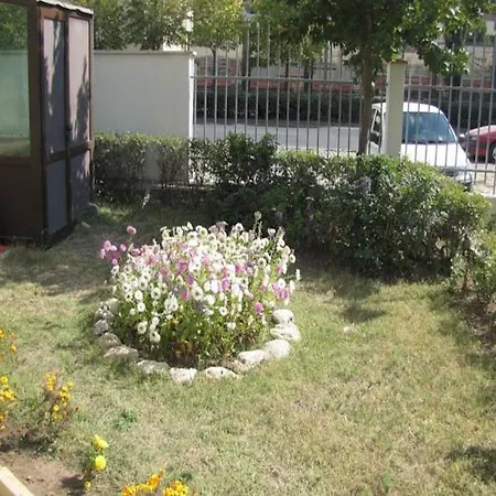 Apartment Sb In Royal Dreams Complex