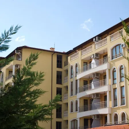 Apartment Sb In Royal Dreams Complex *